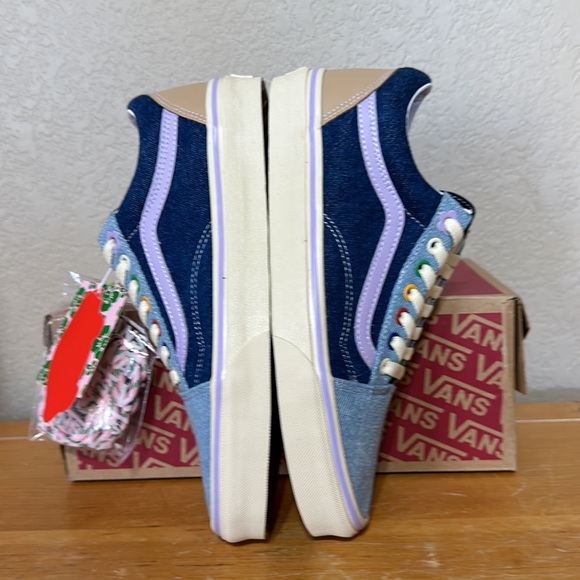 Vans x Old Skool Emma Holland on Holiday Sneaker - Picture 6 of 13